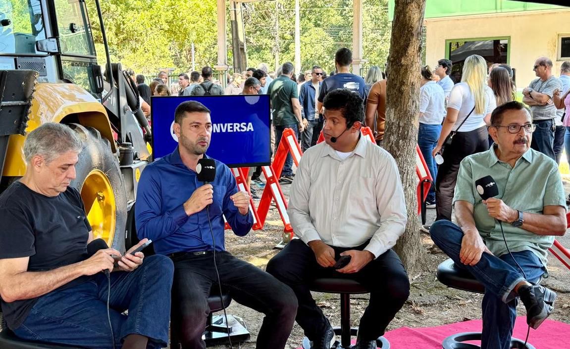 Nicolau Junior participa da entrega de R$ 206 milhões em equipamentos para 22 municípios do Acre