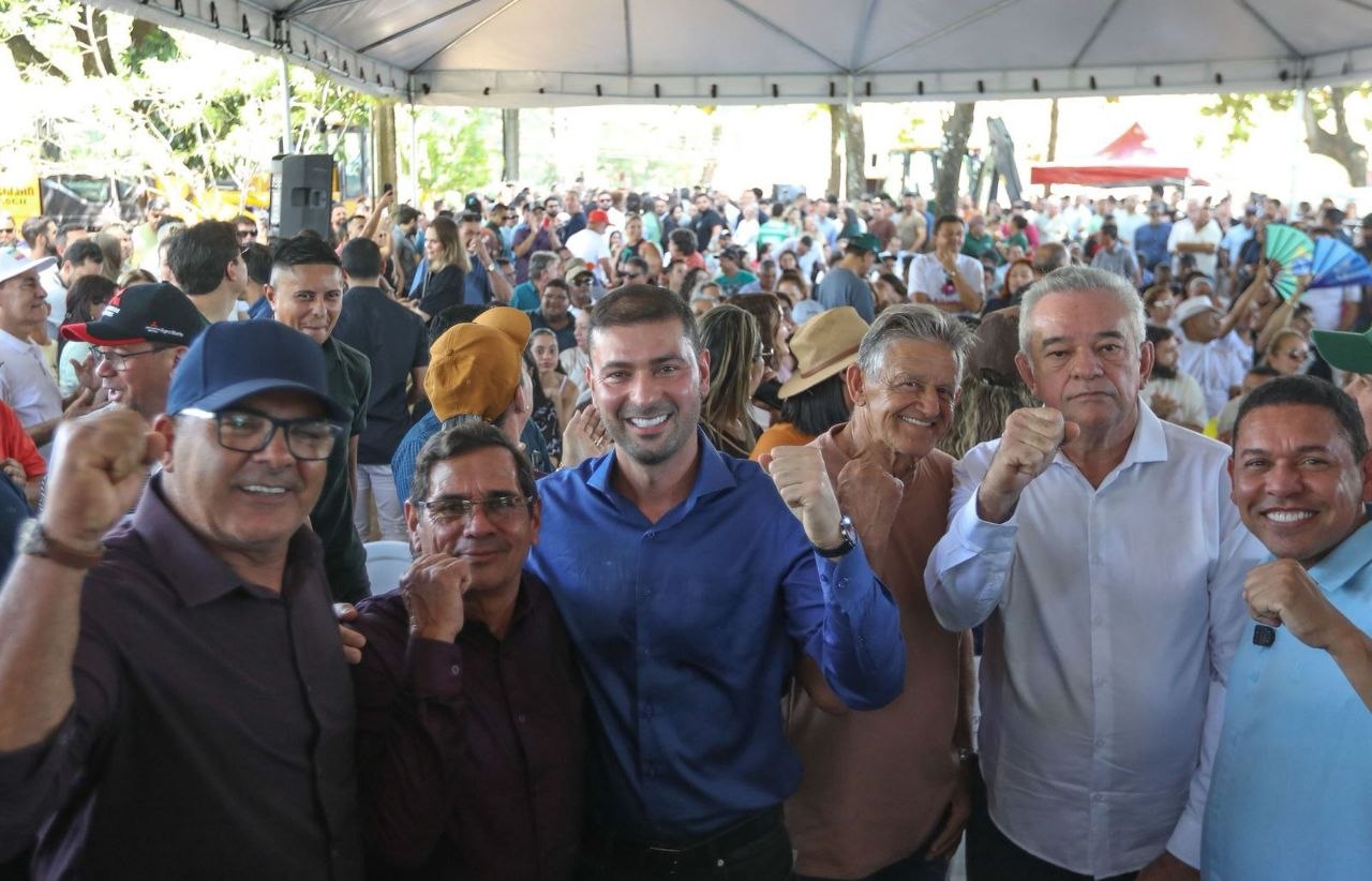 Nicolau Junior recebe prefeitos do interior durante entrega de equipamentos do projeto Inova na sede do Mapa